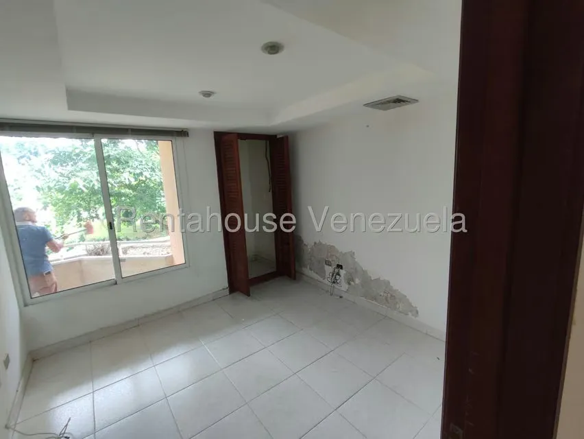 Apartamento (1 Nivel) en Venta en El Bosque, Carabobo - 31
