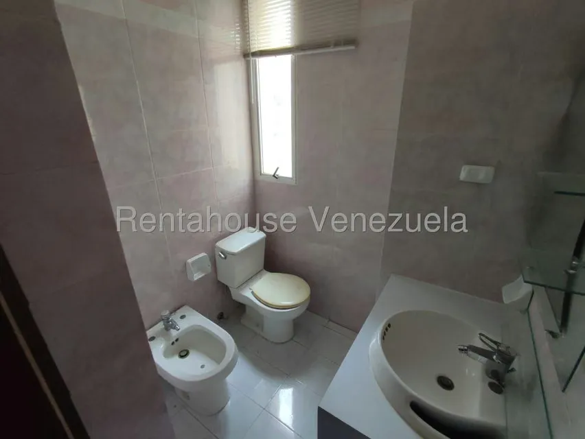 Apartamento (1 Nivel) en Venta en El Bosque, Carabobo - 66