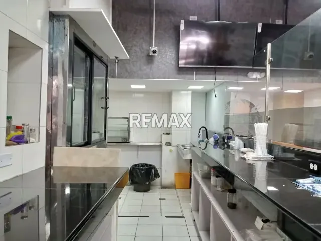 Invierte : Empresa Comercial en Venta Activa en La Candelaria Caracas - 5