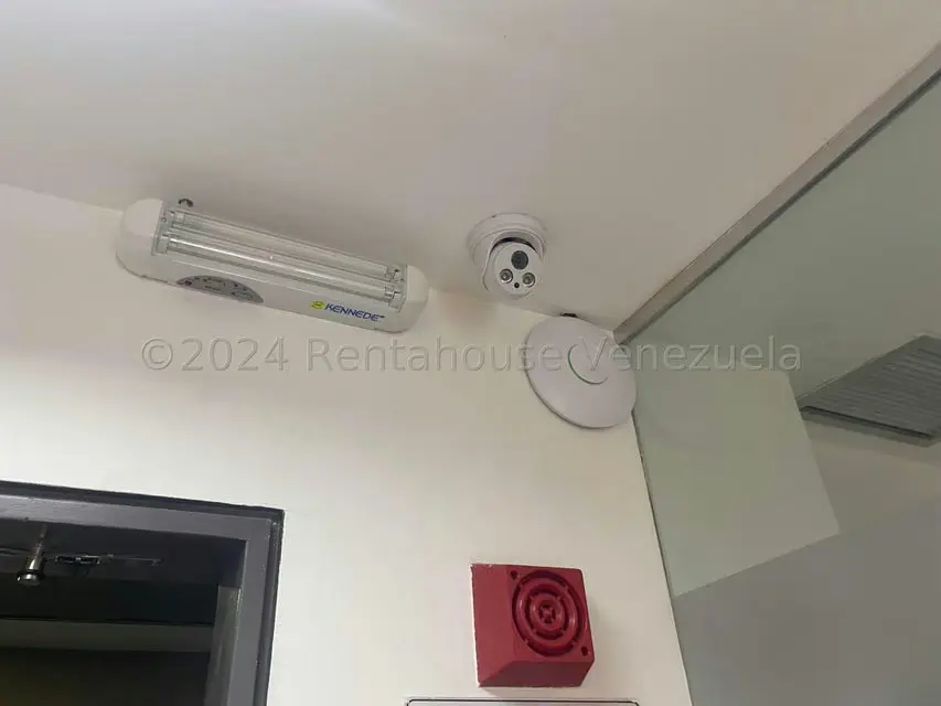 Oficina en Venta en Macaracuay, Distrito Metropolitano - 28