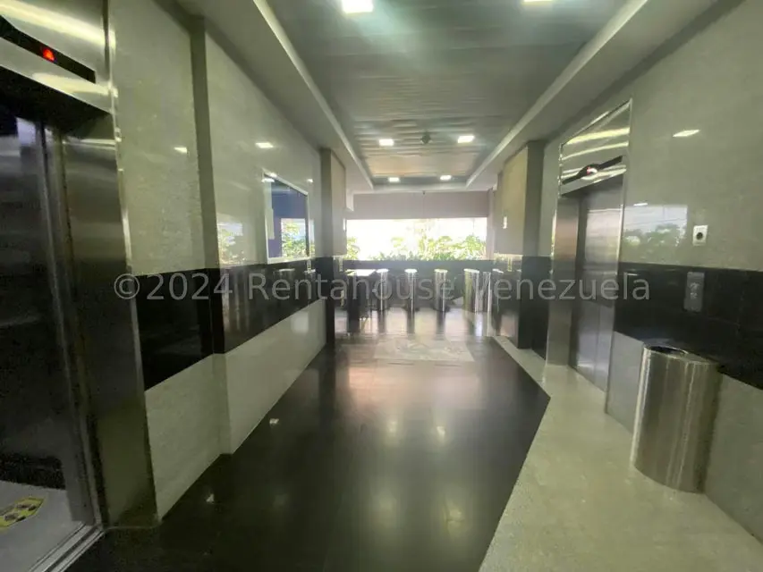 Oficina en Venta en Macaracuay, Distrito Metropolitano - 5
