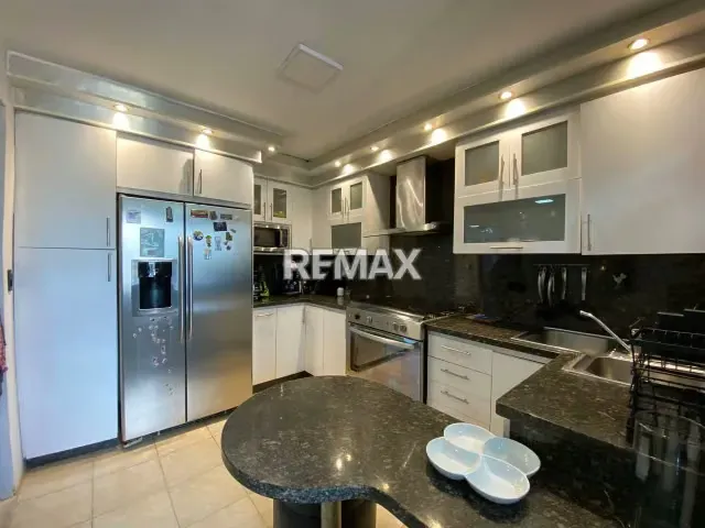 Apartamento en venta 120m2 calle cerrada - 2