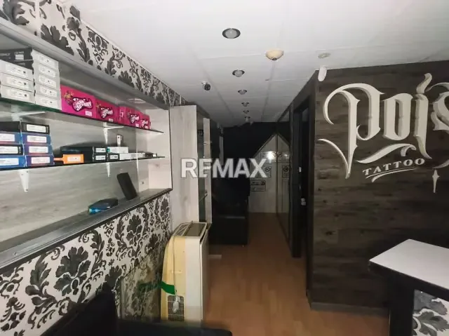 VENTA DE LOCAL COMERCIAL EN EL C.C PLAZA LAS AMERICAS, BARUTA. - 4