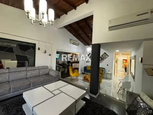 TU HOGAR IDEAL EN CALLE CERRADA! CASA EN VENTA EN URB. TRIGAL NORTE - 10