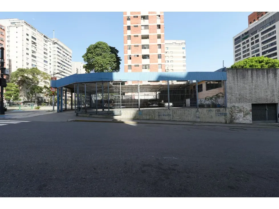 Se vende galpón 220m2 Sabana Grande 1444 - 12
