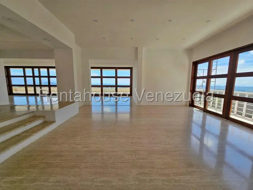 Casa (Multipes Niveles) en Venta en La Lagunita Country Club, Distrito Metropolitano - 11
