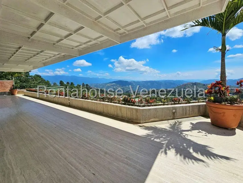 Casa (Multipes Niveles) en Venta en La Lagunita Country Club, Distrito Metropolitano - 3