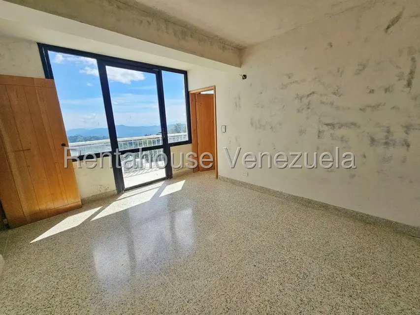 Casa (Multipes Niveles) en Venta en La Lagunita Country Club, Distrito Metropolitano - 66