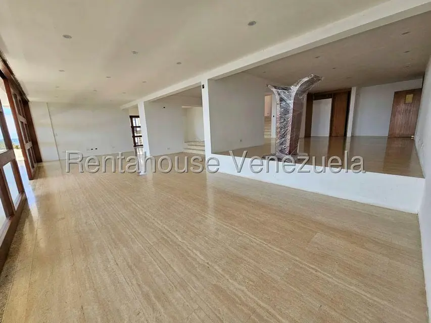 Casa (Multipes Niveles) en Venta en La Lagunita Country Club, Distrito Metropolitano - 9