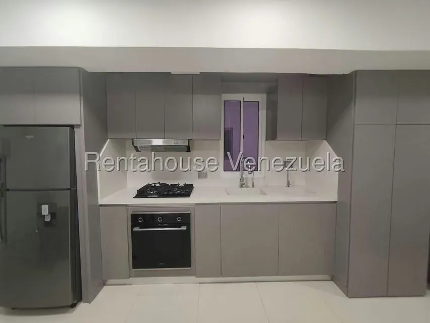 Apartamento (1 Nivel) en Venta en Triangulo del Este, Lara - 3