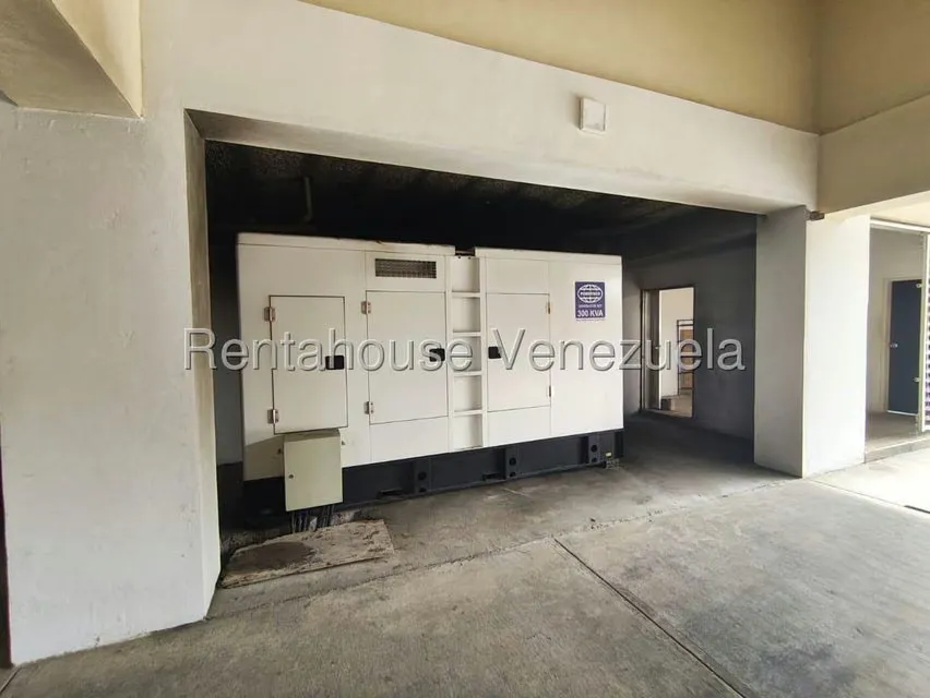 Apartamento (1 Nivel) en Venta en Triangulo del Este, Lara - 26