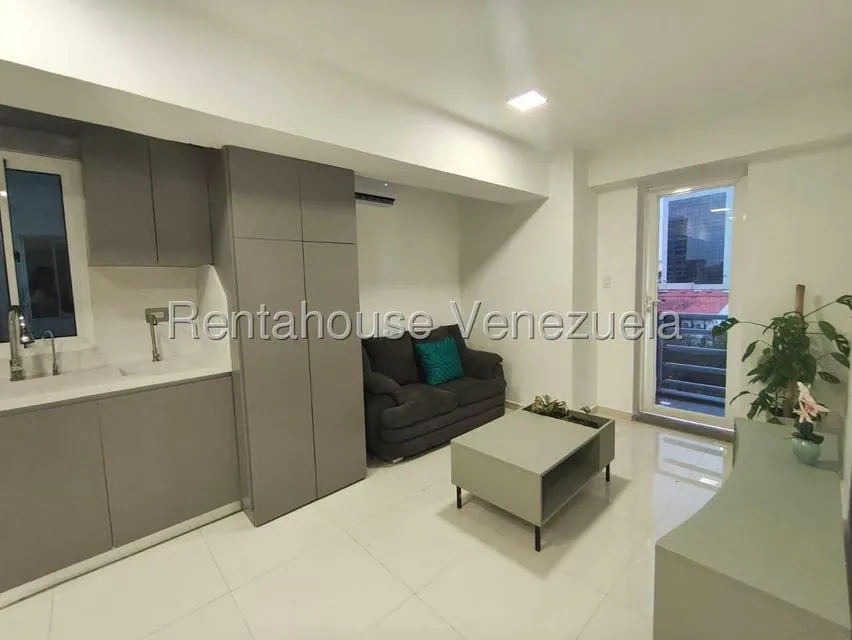 Apartamento (1 Nivel) en Venta en Triangulo del Este, Lara - 4