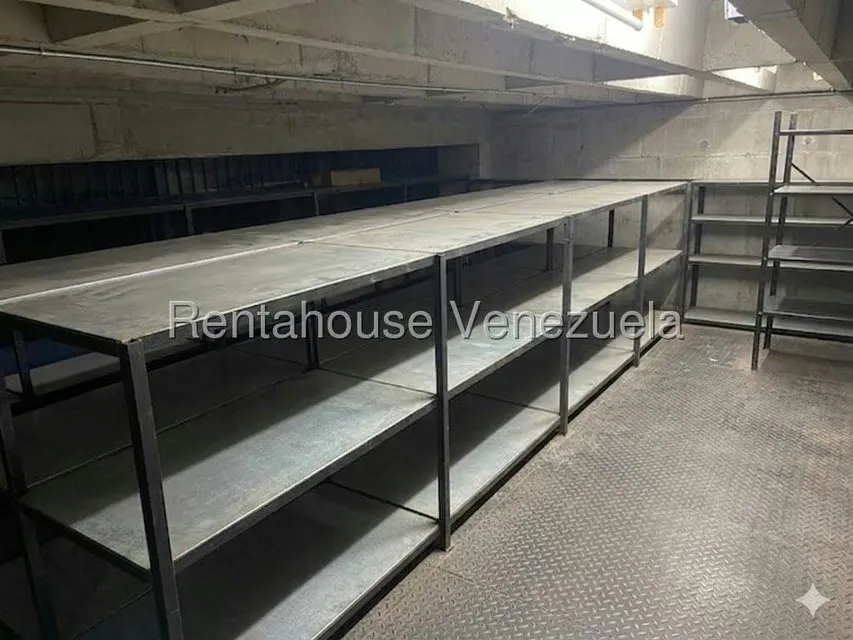 Local Comercial en Alquiler en Macaracuay, Distrito Metropolitano - 16