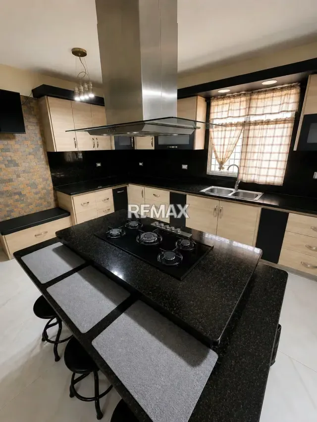 BELLO PENTHOUSE EN ALQUILER EN URB. EL BOSQUE - 5