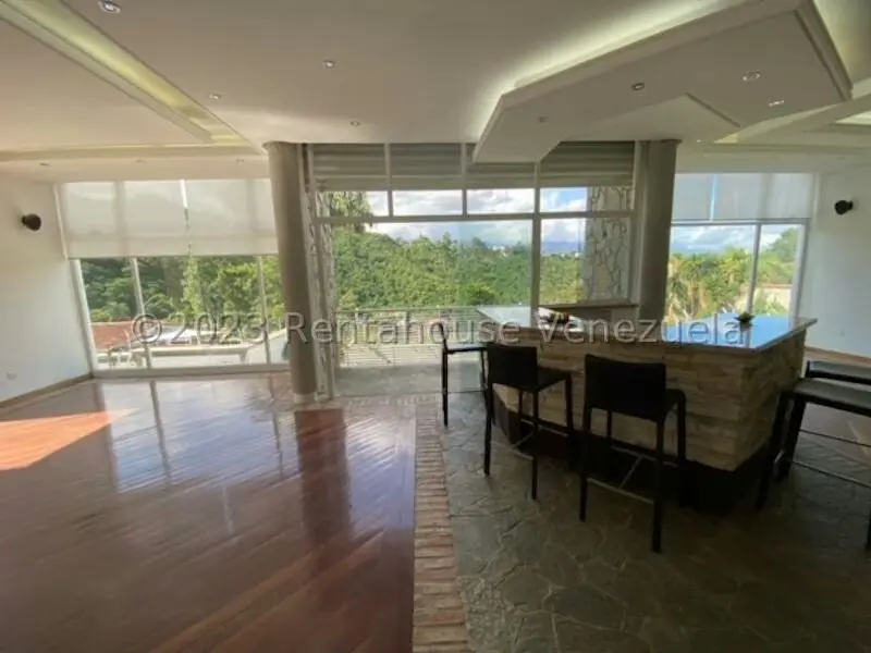 Casa (1 Nivel) en Venta en Prados del Este, Distrito Metropolitano - 19