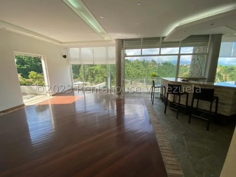 Casa (1 Nivel) en Venta en Prados del Este, Distrito Metropolitano - 4