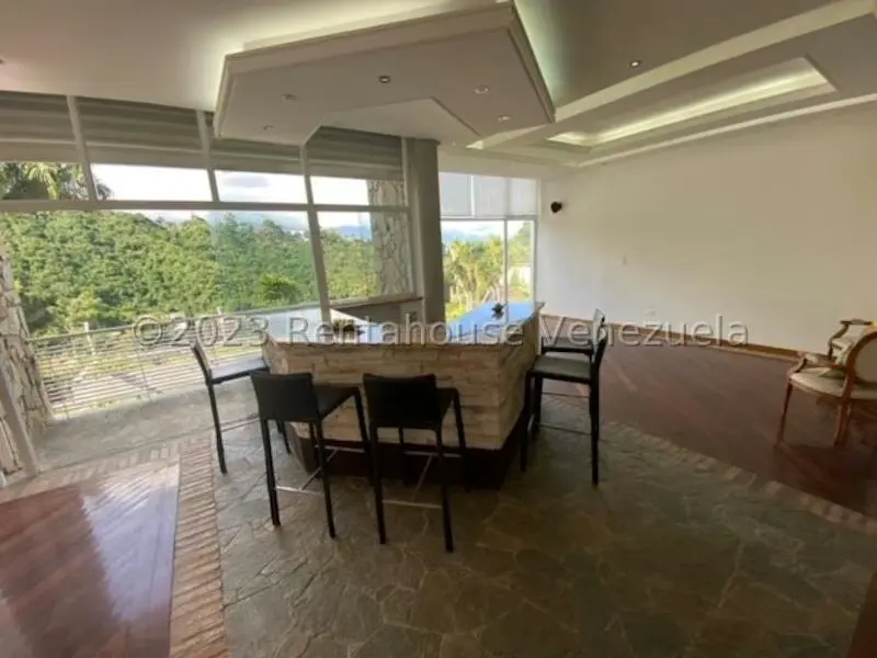 Casa (1 Nivel) en Venta en Prados del Este, Distrito Metropolitano - 5
