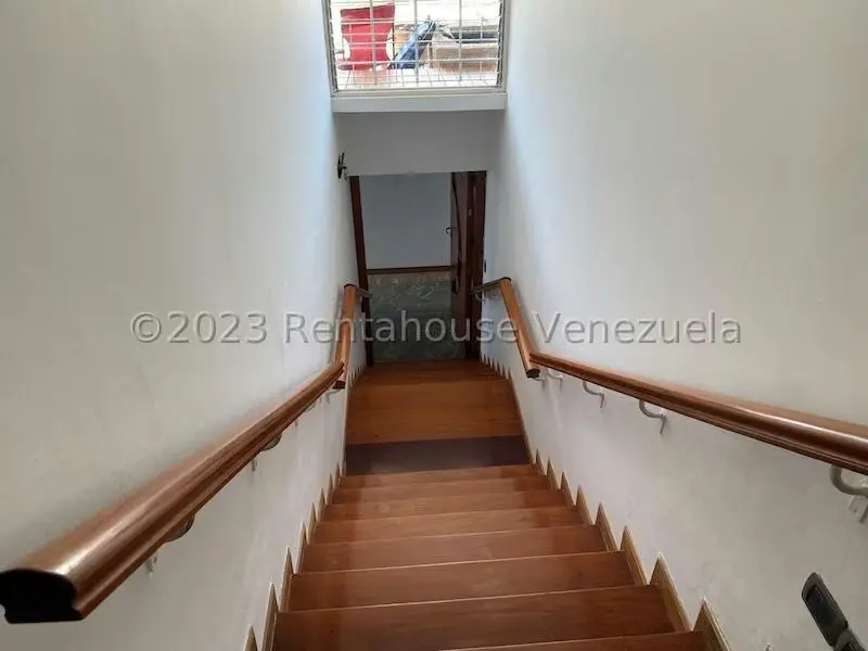 Casa (1 Nivel) en Venta en Prados del Este, Distrito Metropolitano - 67