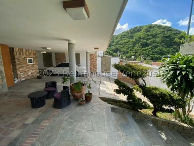 Casa (1 Nivel) en Venta en Prados del Este, Distrito Metropolitano - 10