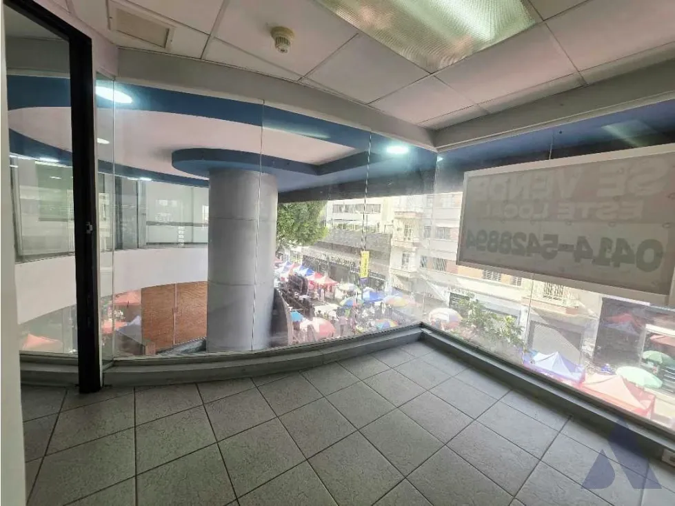 Vendo local comercial 363m2 Sabana Grande 2193
