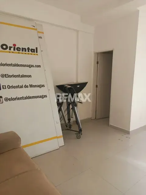 Oficina en alquiler de 22 m², Centro Empresarial Karelvis, centro. Maturin. - 9