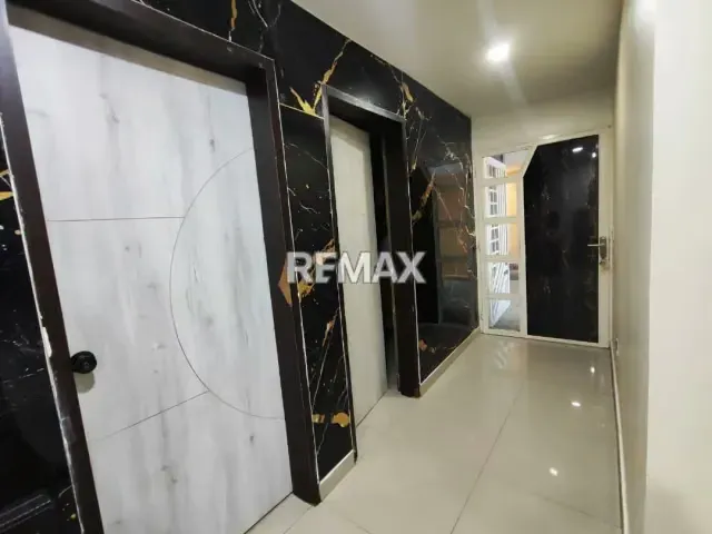 Town House en Venta Urb Loma Real Charallave - 7