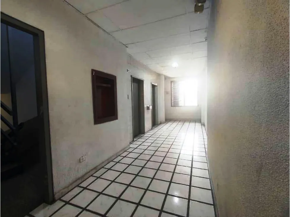 OFICINA - PARROQUIA CATEDRAL - 60 Mts2 - 2