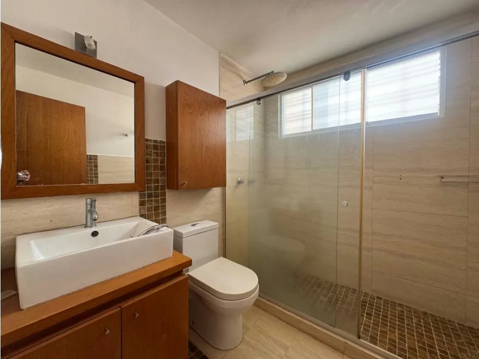 Vendo casa Macaracuay calle cerrada vista al Ávila - 17