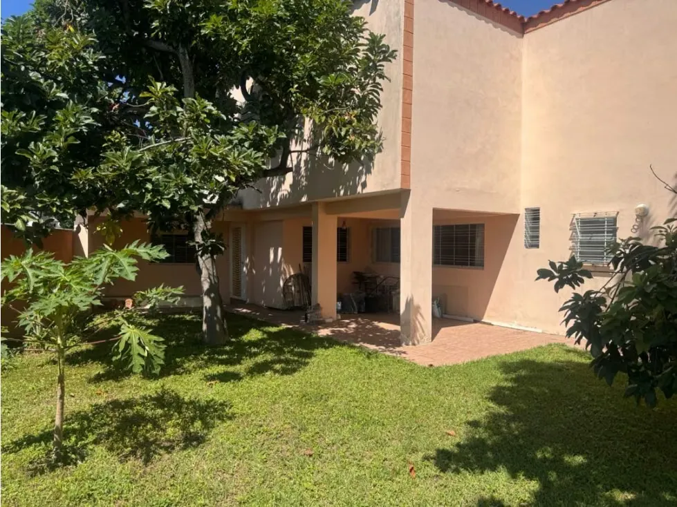 Vendo casa Macaracuay calle cerrada vista al Ávila - 26