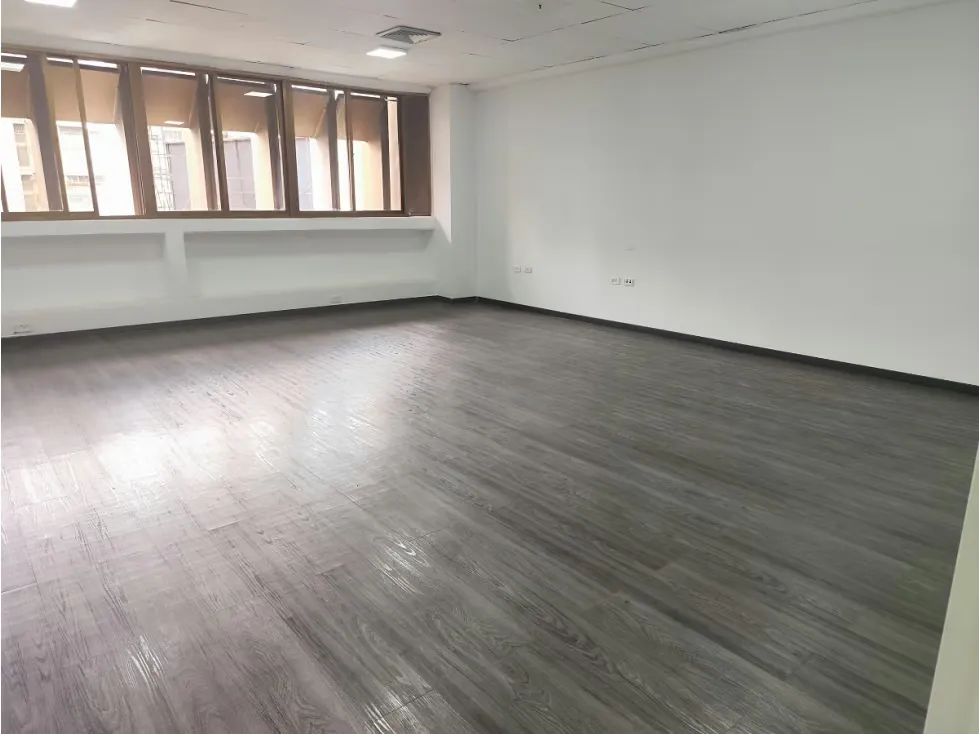 ALQUILER OFC 55MTS2 CALLE CAPITOLIO AV. FCO DE MIRANDA - 5