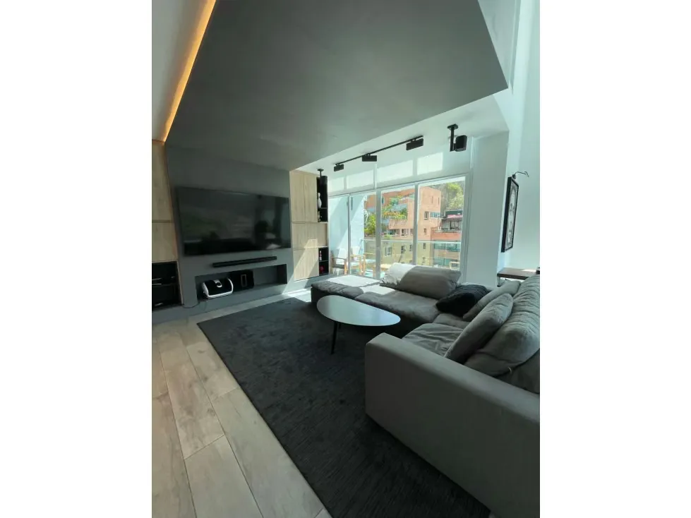 PH en Venta o Alquiler Las Mercedes calle la cinta - 13