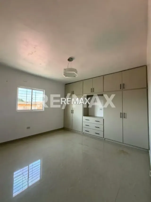 APARTAMENTO EN VENTA URB LA COROMOTO - 5