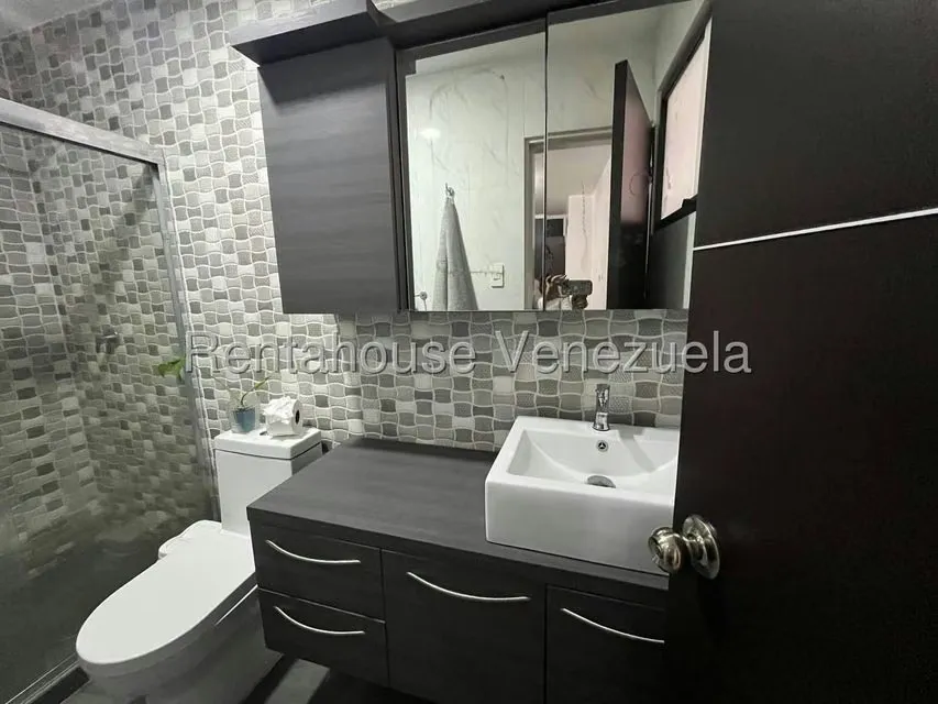 Apartamento (1 Nivel) en Venta en Prebo II, Carabobo - 16