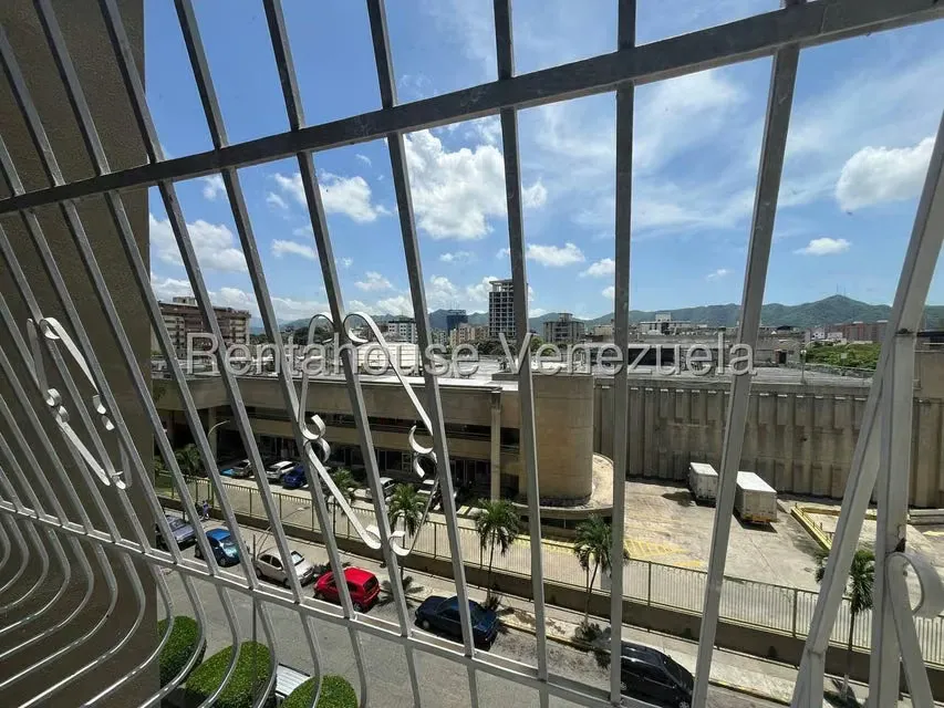 Apartamento (1 Nivel) en Venta en Prebo II, Carabobo - 23