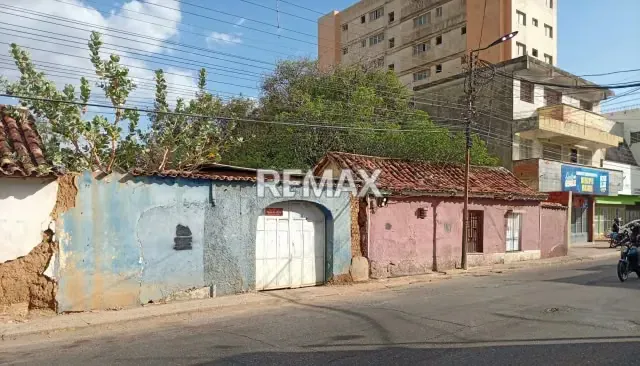 Terreno en el Corazón de la Cuidad ideal para cualquier Proyecto - 4