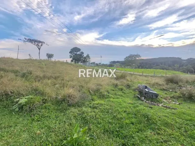 Terreno en Venta Via casa del Padre. Terreno: 422mtrs. - 4