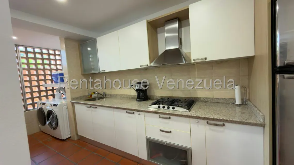 Apartamento (1 Nivel) en Venta en Lomas del Sol, Distrito Metropolitano - 5