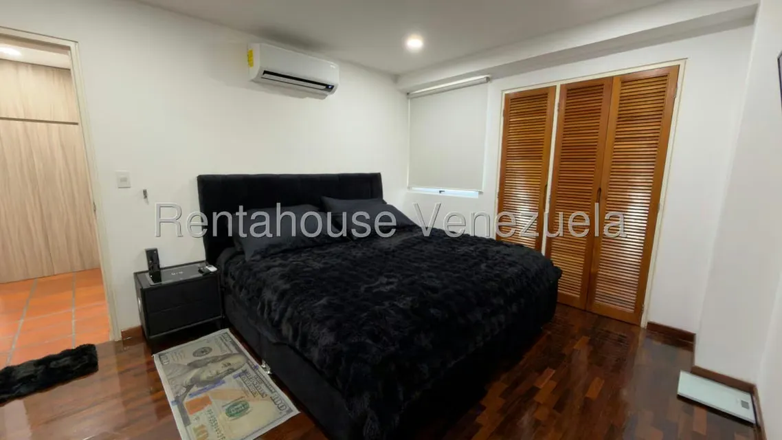 Apartamento (1 Nivel) en Venta en Lomas del Sol, Distrito Metropolitano - 7