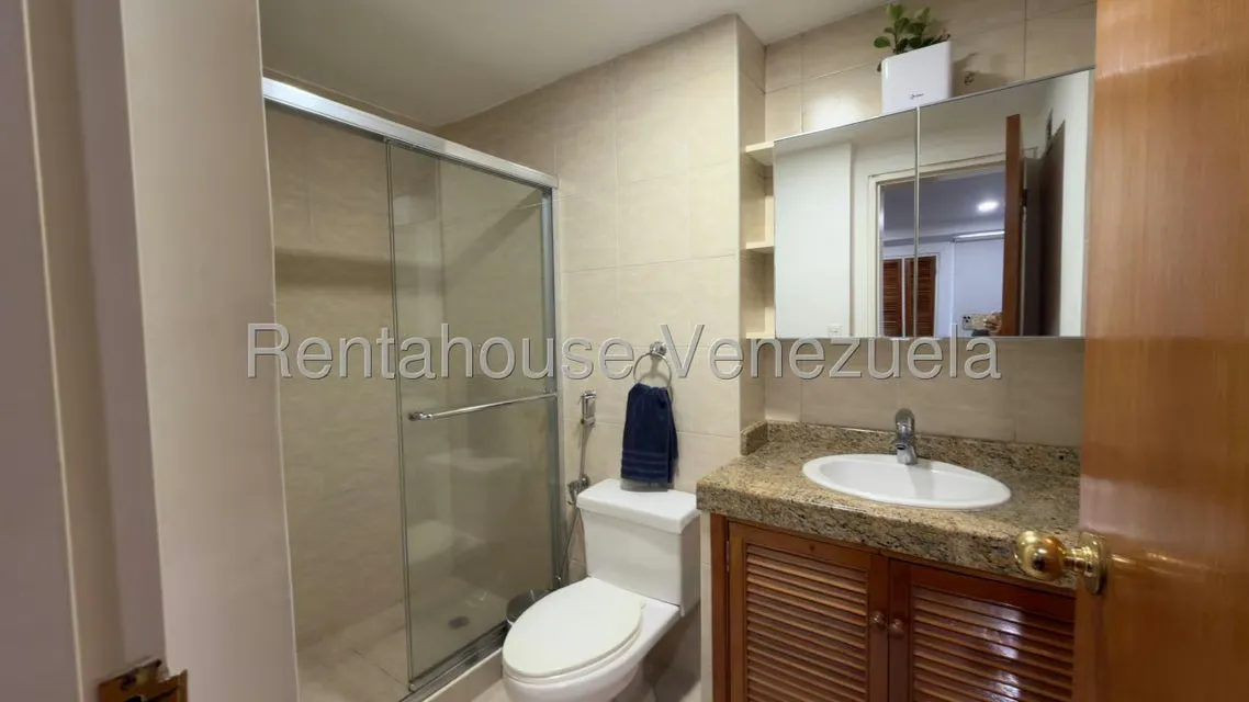 Apartamento (1 Nivel) en Venta en Lomas del Sol, Distrito Metropolitano - 9
