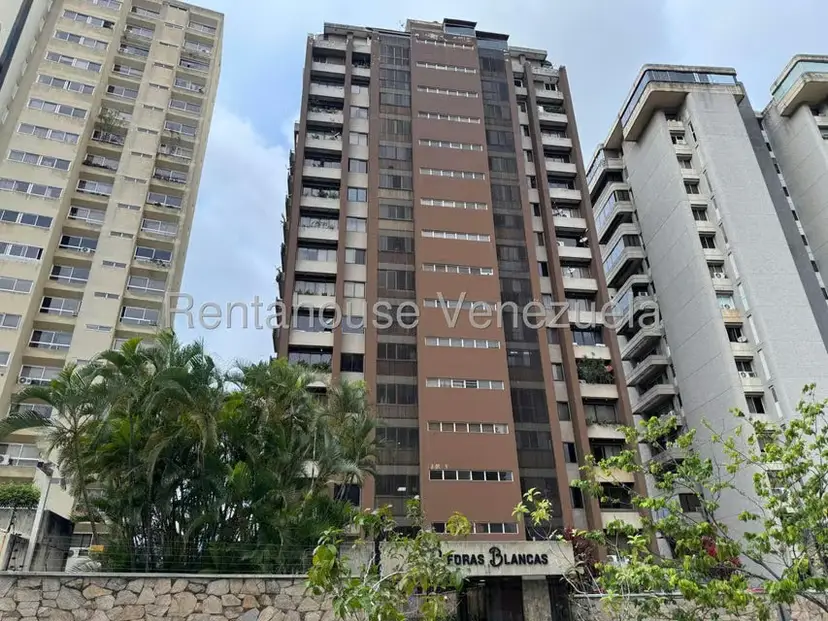 Apartamento (1 Nivel) en Venta en Lomas de Prados del Este, Distrito Metropolitano