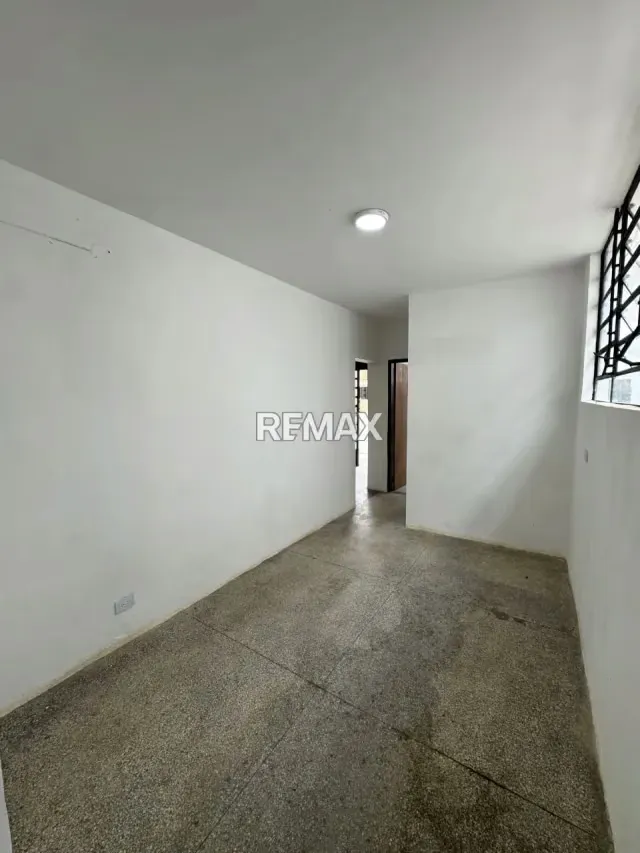 Casa Comercial en Alquiler Urb. Agua Blanca Sector Campo Alegre Valencia Carabobo - 9