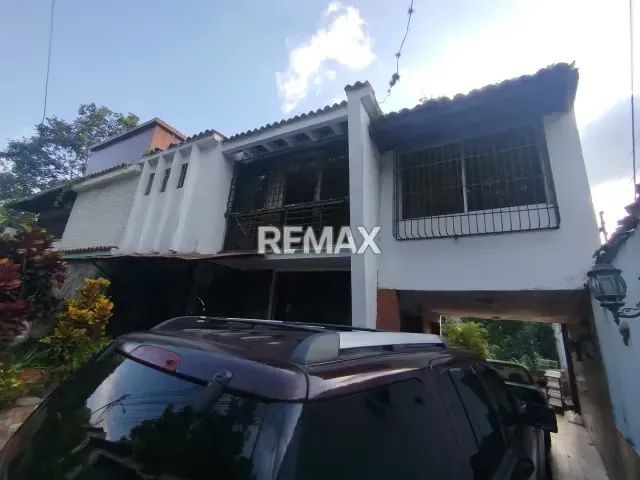 CASA EN VENTA - URB. TURUMO