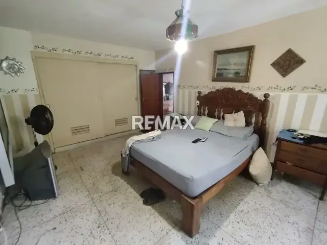 CASA EN VENTA - URB. TURUMO - 2