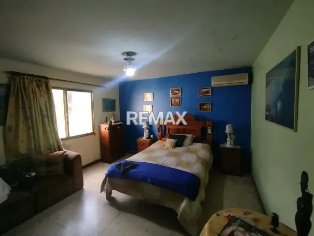 CASA EN VENTA - URB. TURUMO - 3