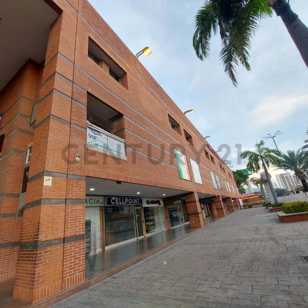 Local en ALQUILER Centro Comercial Regina de la Ciudad de Puerto la Cuz - 17