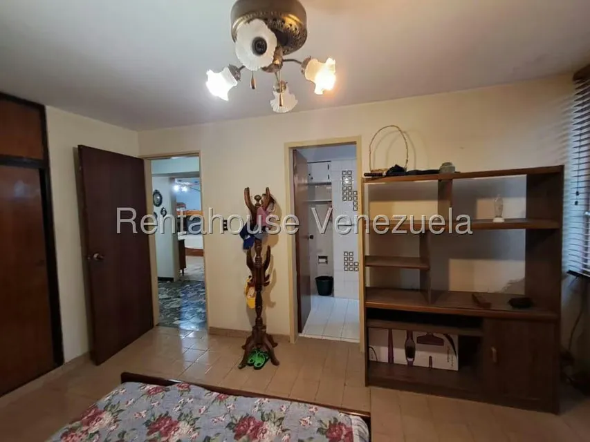 Apartamento (1 Nivel) en Venta en El Marques, Distrito Metropolitano - 15