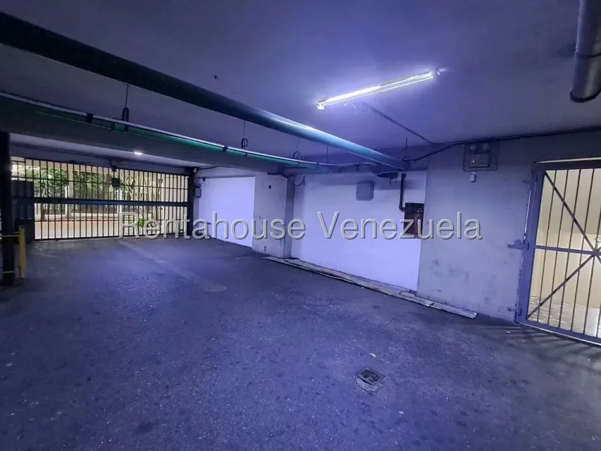 Apartamento (1 Nivel) en Venta en El Marques, Distrito Metropolitano - 20