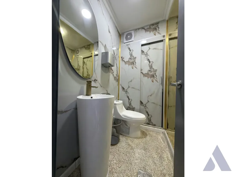 Alquilo oficina 420m2 San Roman 0694 - 3