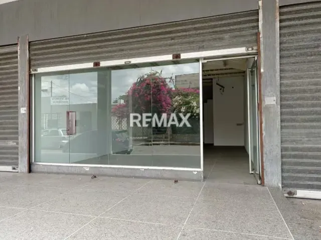 ALQUILER LOCAL COMERCIAL 150m2 - 5