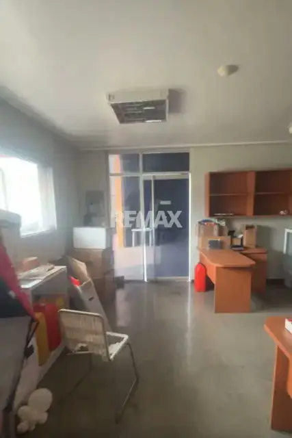 GALPON MAS OFICINAS